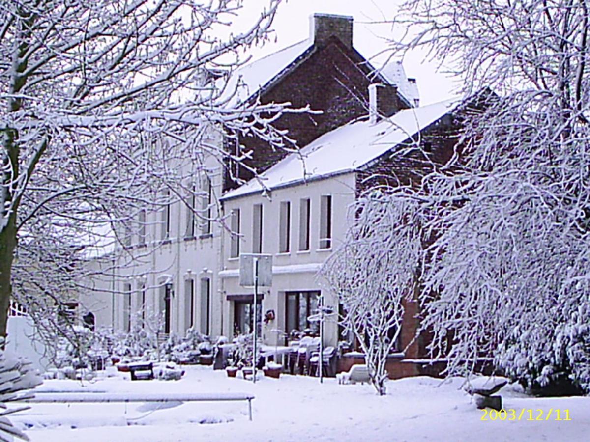 Le Chateau De Frankie Spas-Saunas Grand-Reng Екстер'єр фото